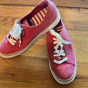 Vionic Tennis Shoe-Red